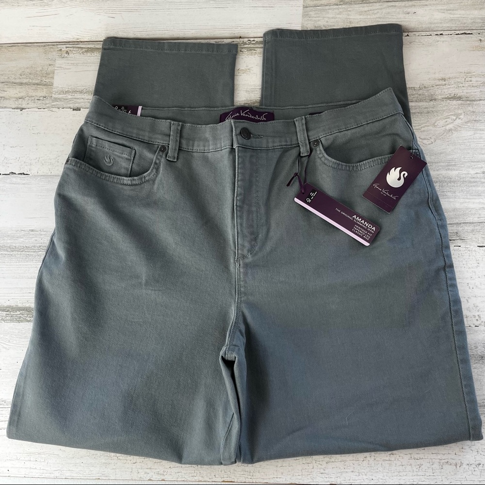 GLORIA VANDERBILT Amanda Sage Green NEW Jeans 16S